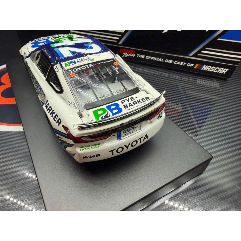 ACTION LIONEL own signed